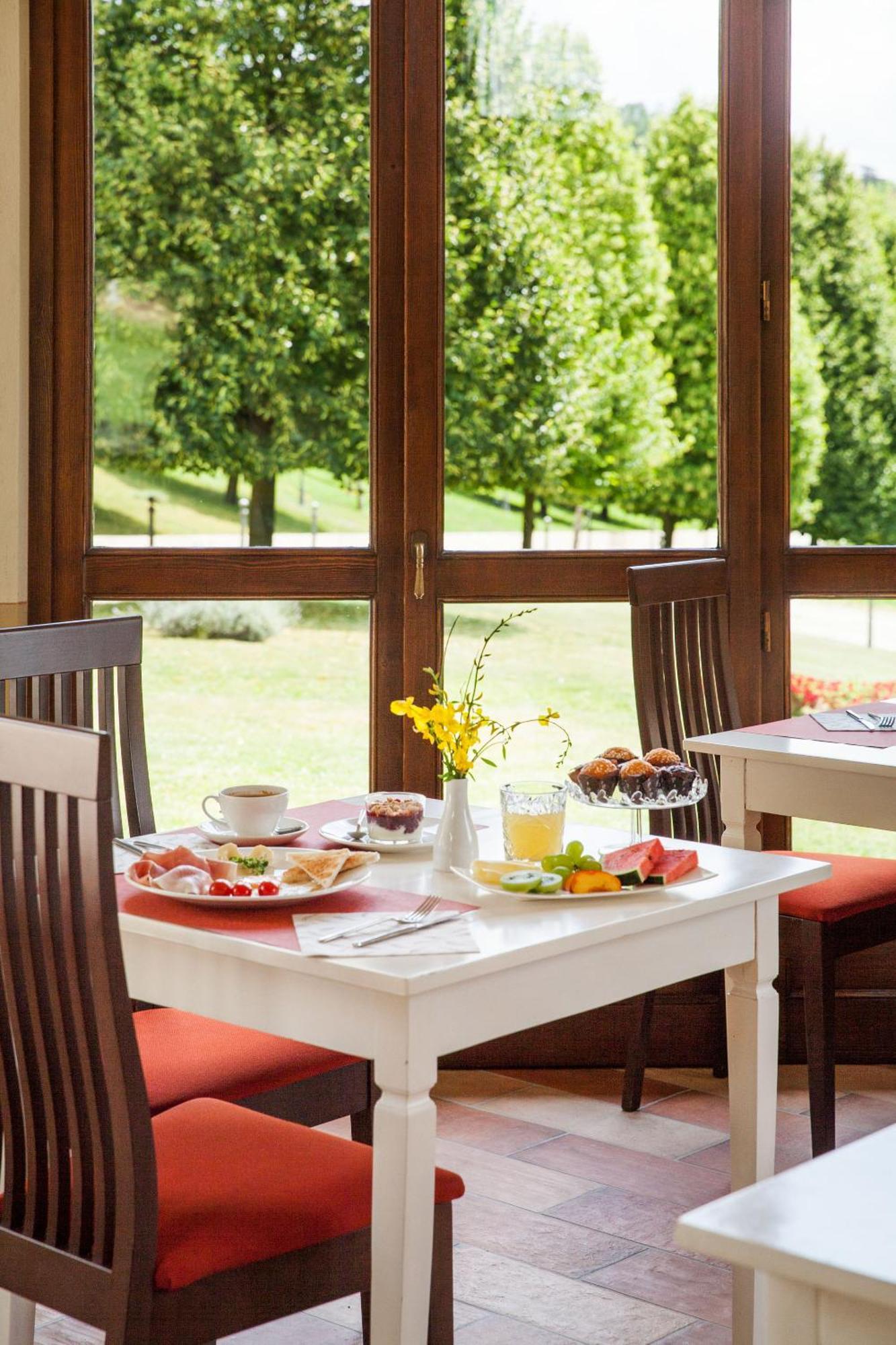 Hotel Relais Montemarino Borgomale Zewnętrze zdjęcie