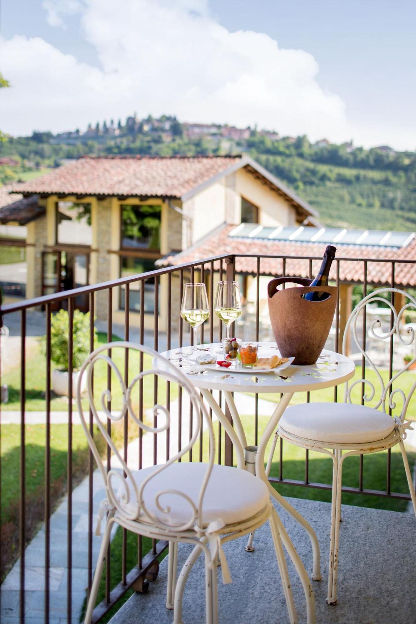 Hotel Relais Montemarino Borgomale Zewnętrze zdjęcie
