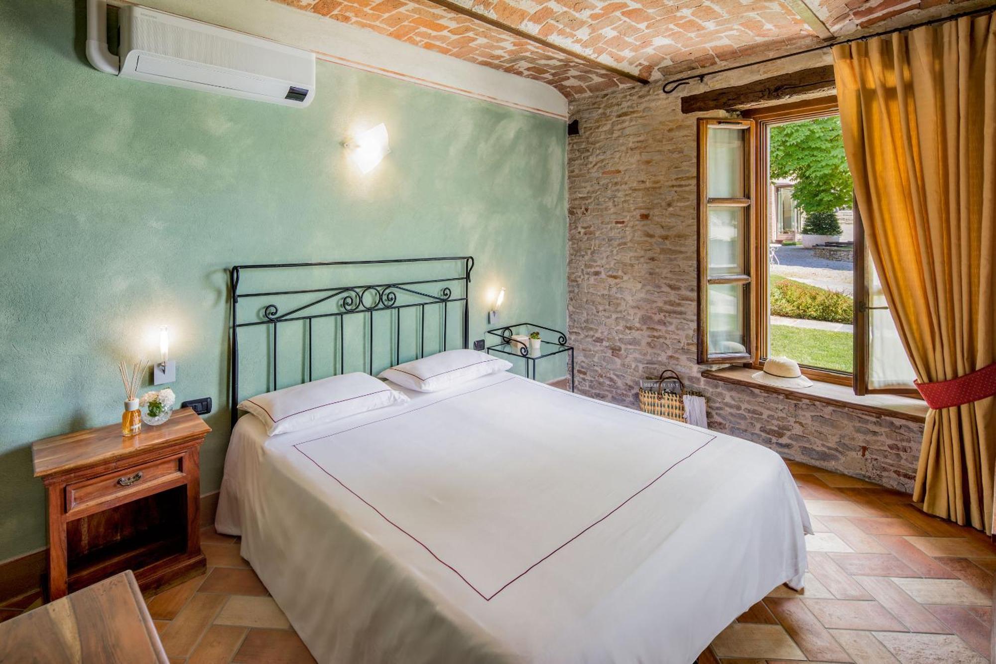Hotel Relais Montemarino Borgomale Zewnętrze zdjęcie